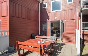 Stunning Home In Hadsund With Wifi