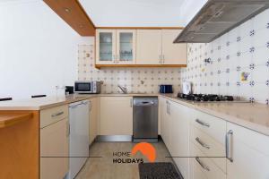 #134 Vila Dias 2 by Home Holidays