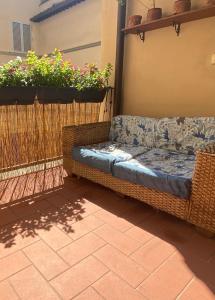 Indipendent Studio Apartment with Terrace - Parking