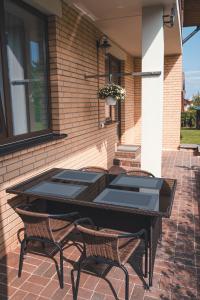 Garden View Apartment