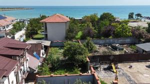 Casa Leo