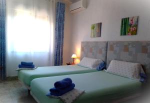 Villa at seafront with private garden-655