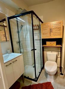 Maisons d'hotes Moon Room, Nuit insolite - Ollioules Toulon Var : photos des chambres