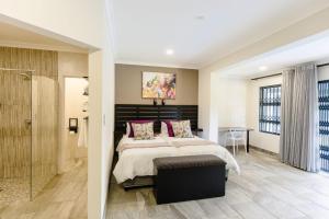 8 On Eagle Bed & Breakfast Room 2