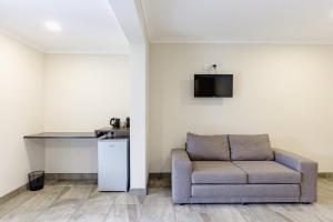 8 On Eagle Bed & Breakfast Room 2