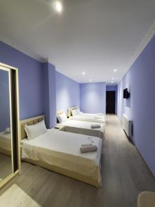 Hotel N