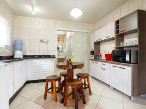 Casa a 250 metros da praia FY9172