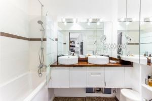 Calme dans la verdure Paris 16e