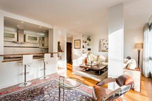 Calme dans la verdure Paris 16e