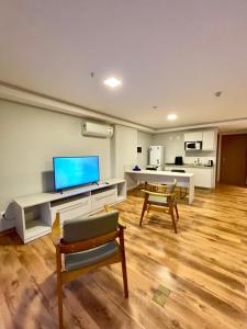 Flat Amplo para 4 Pessoas com Lavadora e Airfryer