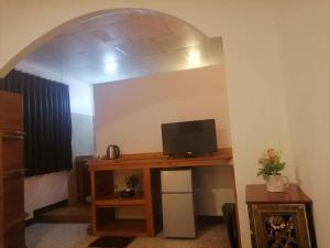 Private well priced Guesthouse available to rent