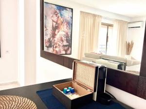 Fun-filled luxury city center apartment