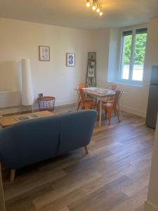 Logement cosy et jardin