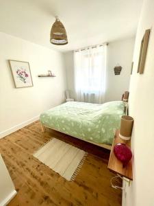 Logement cosy et jardin
