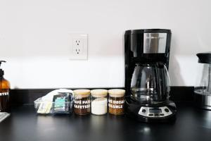 Quiet-Central 2BR1BA Relaxed Atmosphere