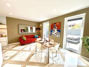 Studio with patio - steps away from Center