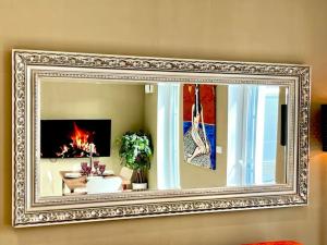 Studio with patio - steps away from Center