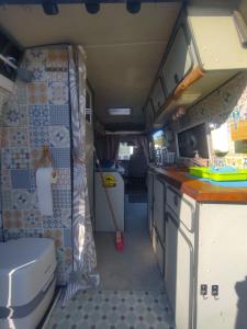 Caravana Mercedes - Ubytování bez kategorie ve městě Charneca