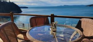 Sunny Island Cliff Side Views