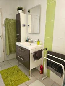 Villas Maison tres bien equipee avec piscine et au calme : photos des chambres