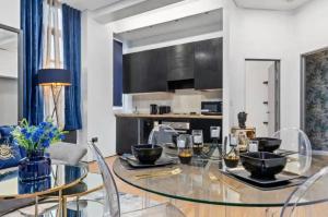 Two Bedroom Flat in Knightsbridge