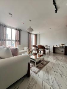 Apartamento con calor de hogar 10I
