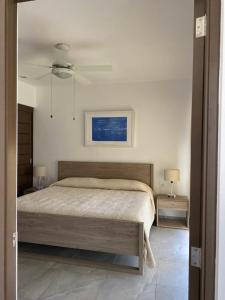 Beautiful Roof top Pool & Gym with Ocean views!