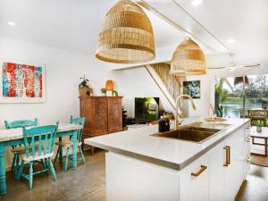 Elanora 3 bedroom apartment