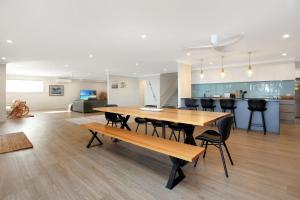 Keera House on Heros Bay