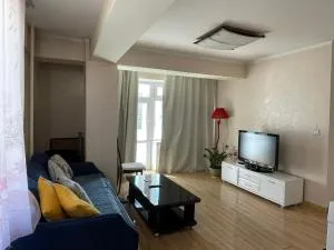 Cozy, Close to Main Square, 2 separate room apt - Shaddbling Khid