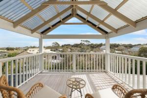 Sunset Cove Hideaway