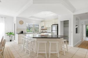 Sunset Cove Hideaway