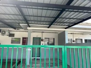 Etosh Homestay 3 - Yong Peng