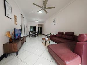 Marina Court by KC Home