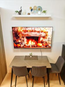 Fame Residence Tower 1 Cozy Hotel Style 1 Bedroom with Balcony pool View