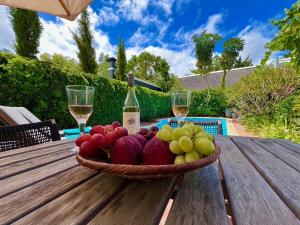 Franschhoek Three Bedroom Cottage On Dirkie Uys - 4hvězdičkové hotely ve městě Franschhoek