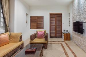 Phòng 4 Người Có Bồn Tắm (Quadruple Room with Bath)