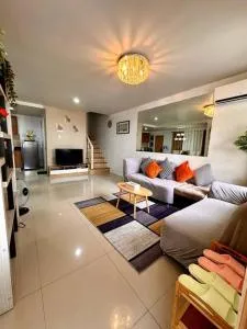 Comfy & peaceful home in Angeles Pampanga - Telabastagan