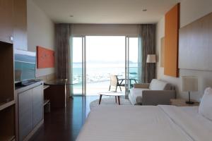 Movenpick Luxury Residence Pattaya-by Noah