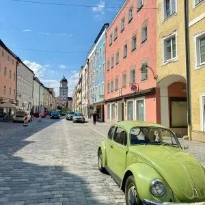 LUXOMES - Vilshofen Altstadt Apartments - Aidenbach