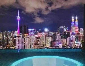 Studio with Amazing KLCC View & Infinity Pool at Lalaport Bukit Bintang