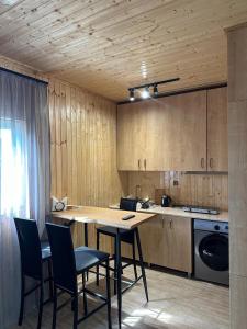 Quiet house in the center