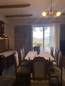 Dikili - Kıroba Çamlıkonak taş villa