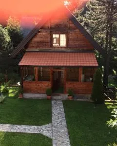 Brvnara M&M Kaludjerske bare - 卡鲁德杰尔斯科巴尔