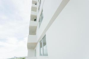 Saekyung Condo near Airport with Seaview & Tourist Spot