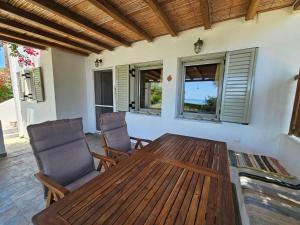 Skyros BnB Beach House Amaryllis