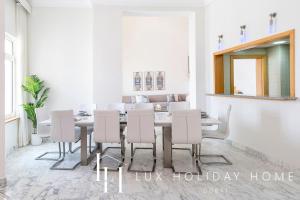 LUX The Shoreline Palm Island Penthouse