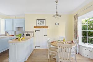 Cherub Cottage located in the centre of Historic Dartmouth