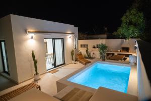 Apartment Urban Chill Private Pool Corralejo by Holidays Home