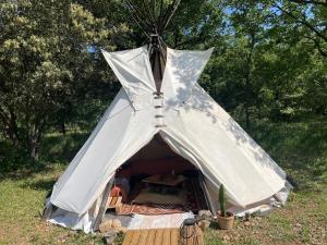Campings Le tipi Naskapi : photos des chambres